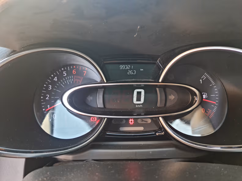 Renault Clio - 28