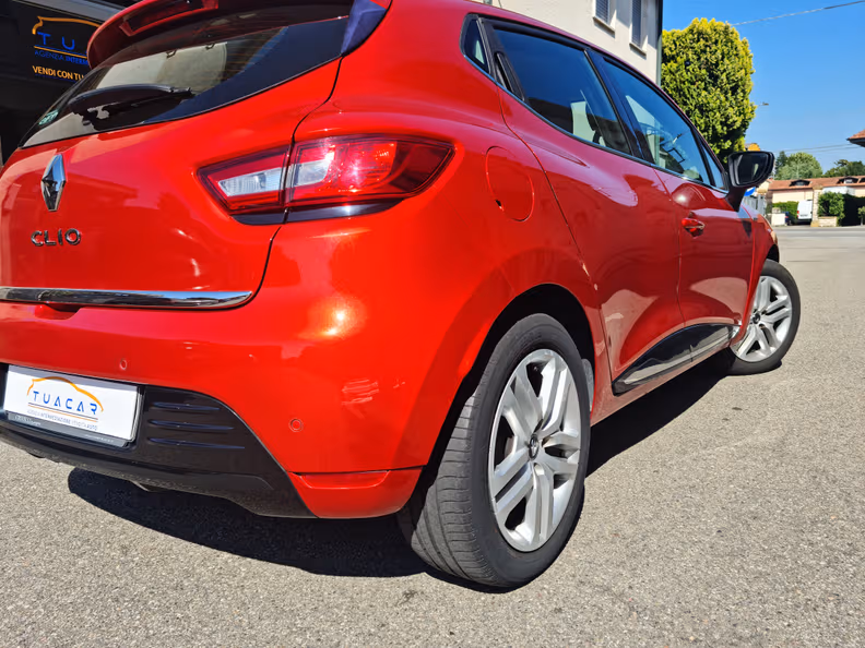 Renault Clio - 12