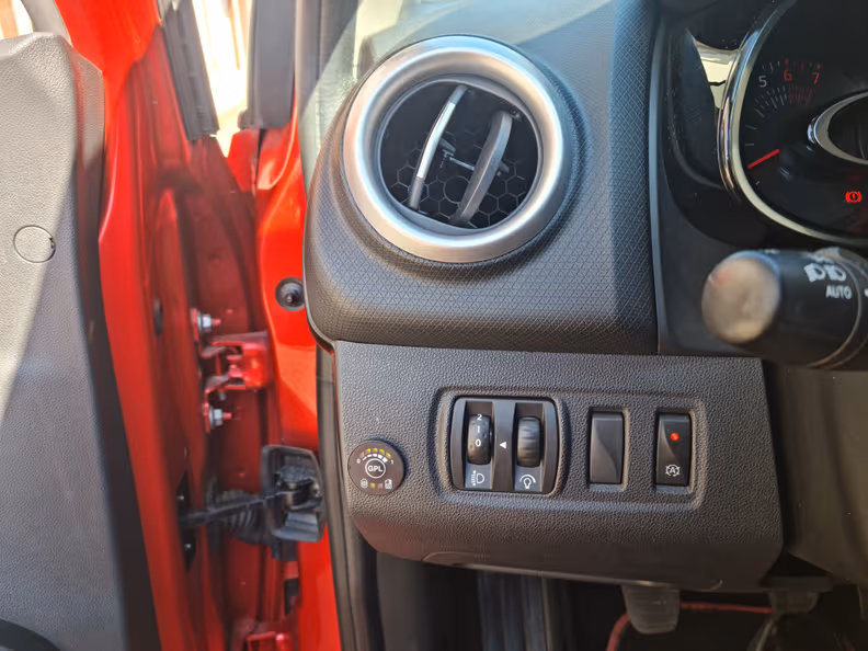 Renault Clio - 29