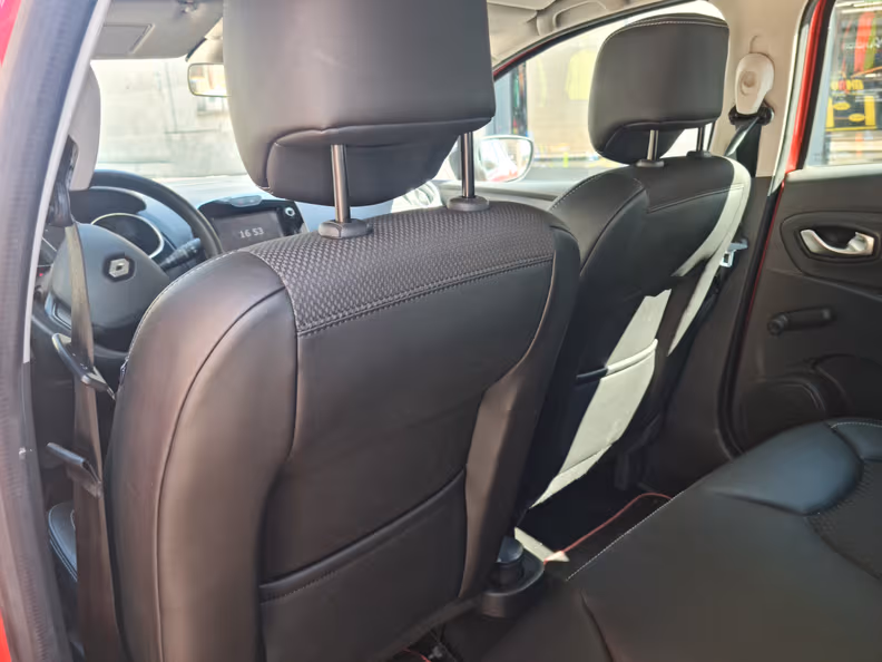 Renault Clio - 24