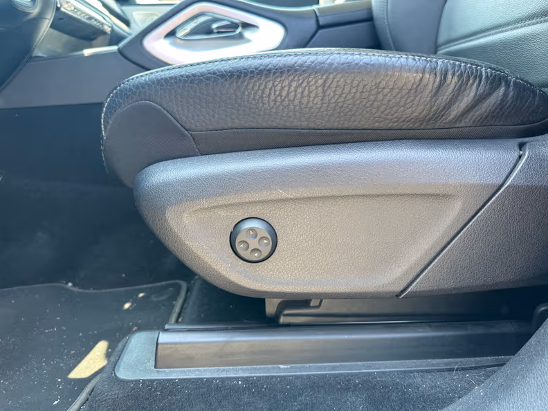 Mercedes-Benz GLE-Class - 36
