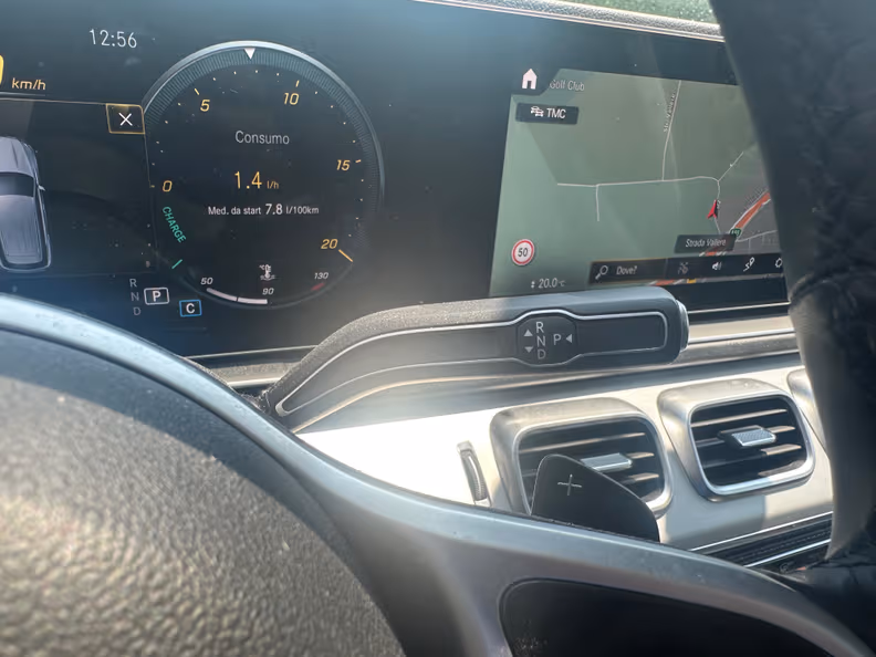 Mercedes-Benz GLE-Class - 29