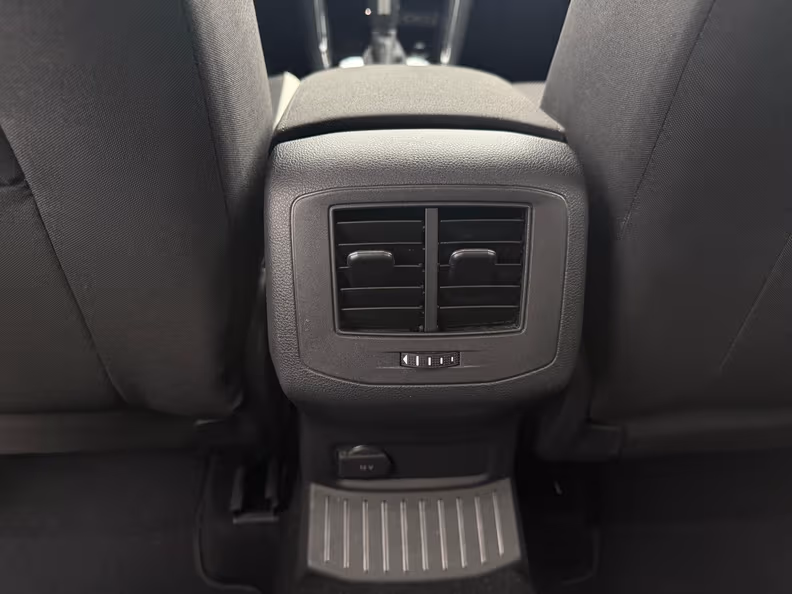Volkswagen T-ROC - 23