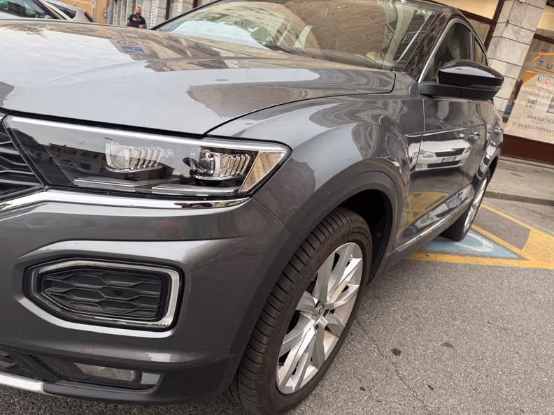 Volkswagen T-ROC - 2