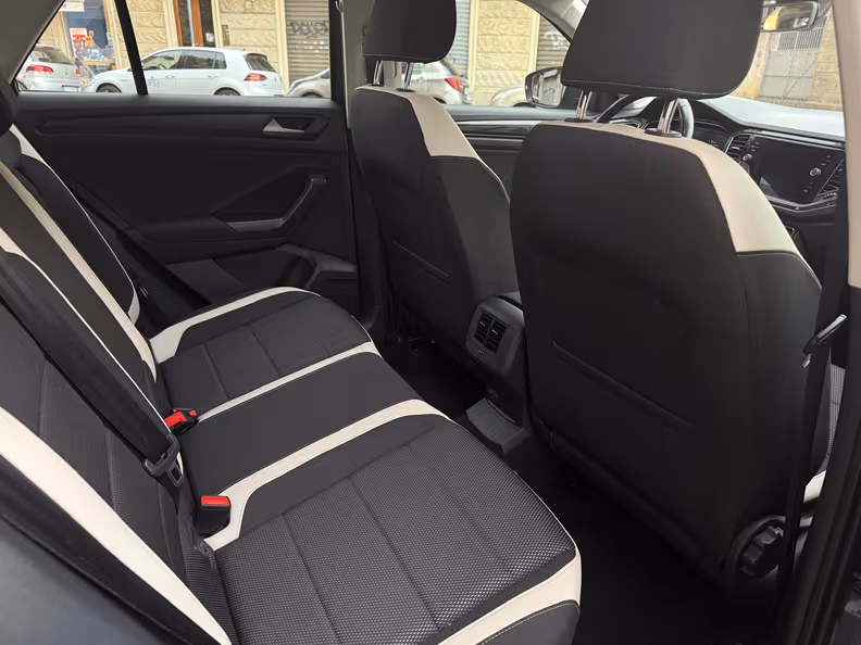 Volkswagen T-ROC - 26