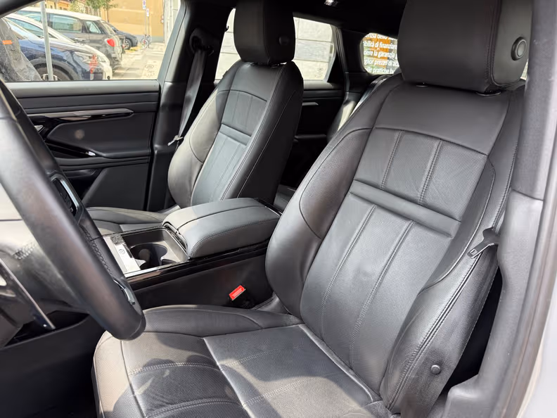 Land Rover Range Rover Evoque - 10