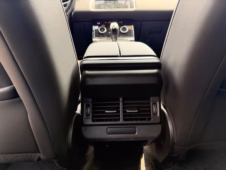Land Rover Range Rover Evoque - 23