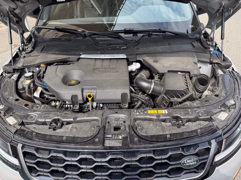 Land Rover Range Rover Evoque - 33