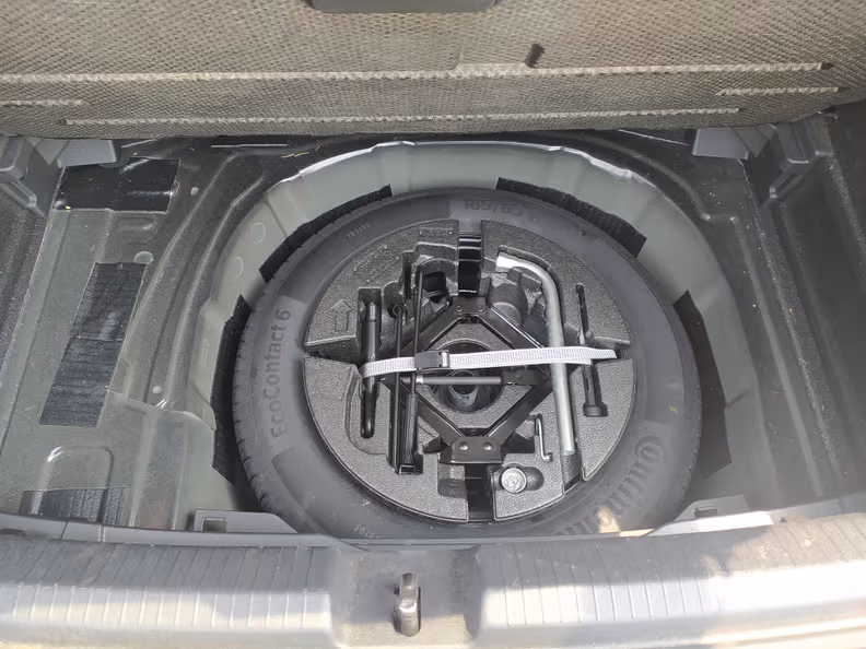 VW Polo - 45
