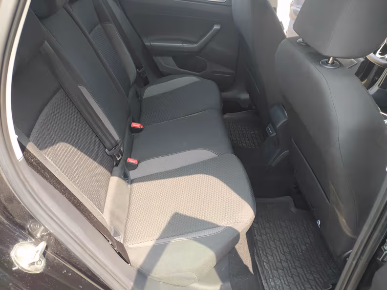 VW Polo - 38