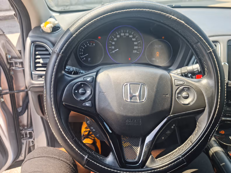 Honda HR-V - 25