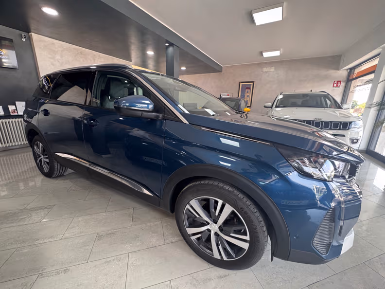 Peugeot 5008 - 4