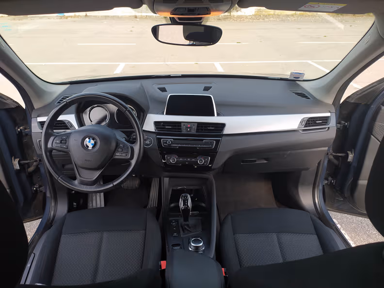 BMW X1 - 8