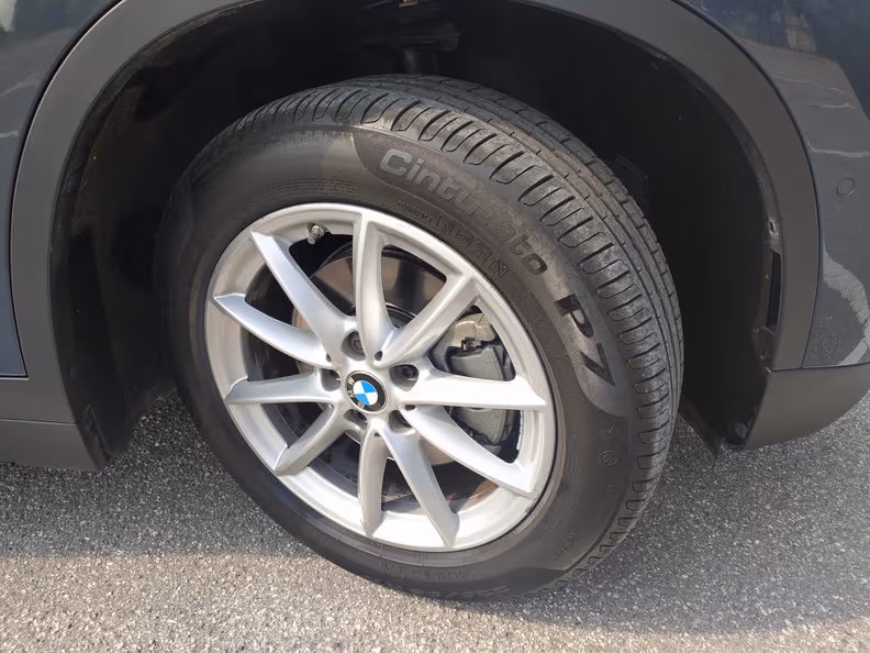 BMW X1 - 13