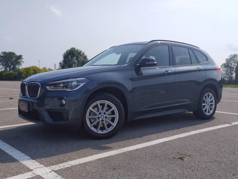 BMW X1