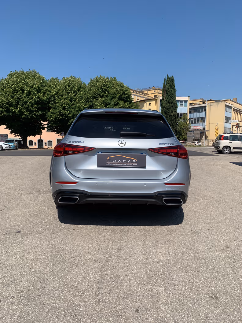 Mercedes-Benz C-Class - 13
