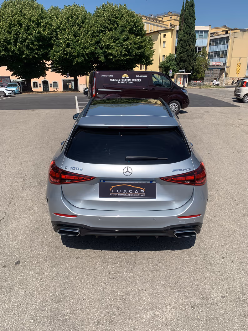 Mercedes-Benz C-Class - 14