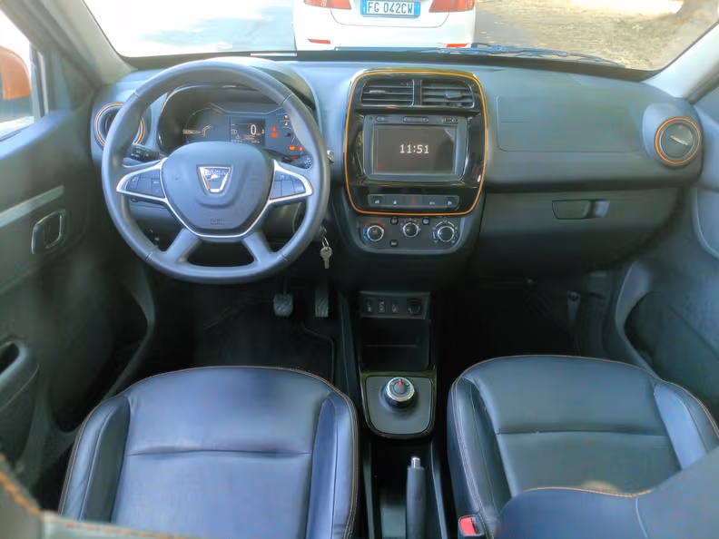 Dacia Spring - 24