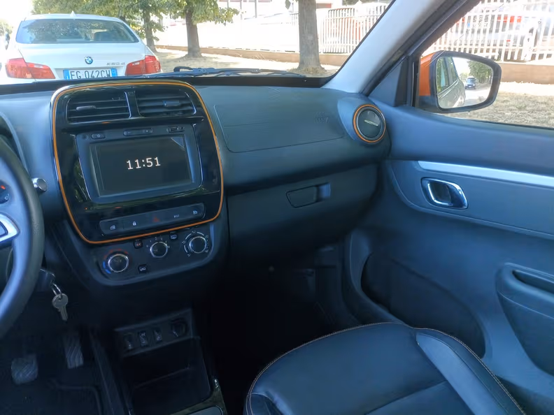 Dacia Spring - 20