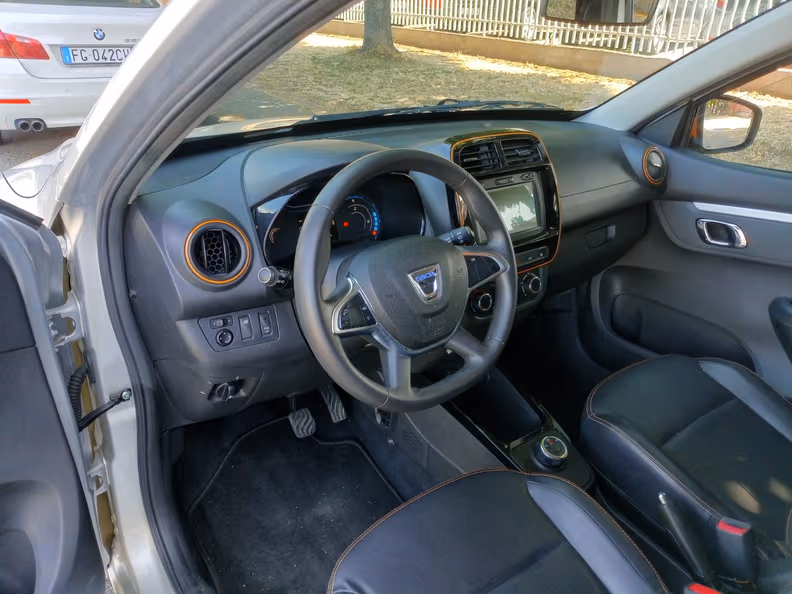 Dacia Spring - 26