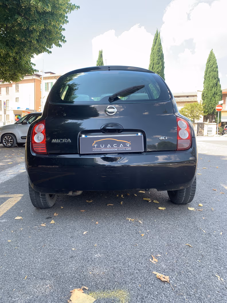 Nissan Micra - 10