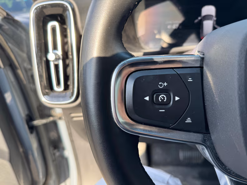 Volvo XC40 - 15