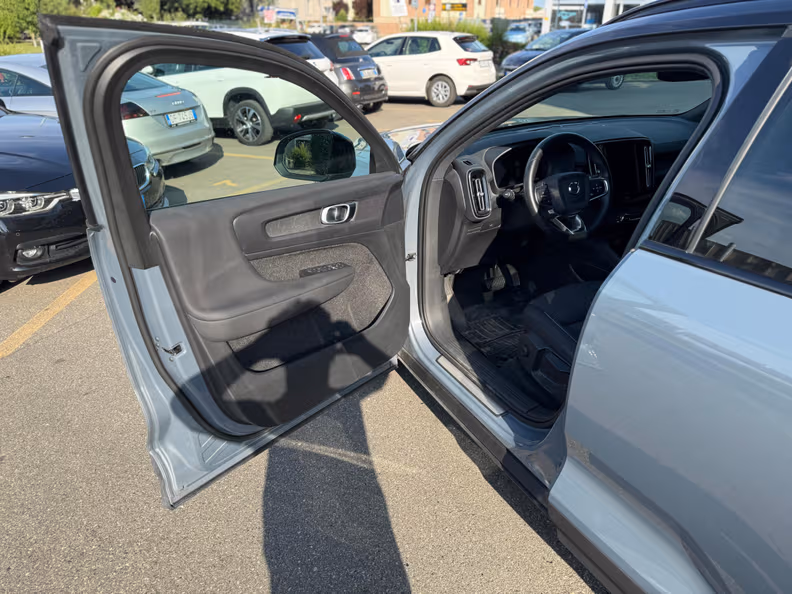 Volvo XC40 - 12
