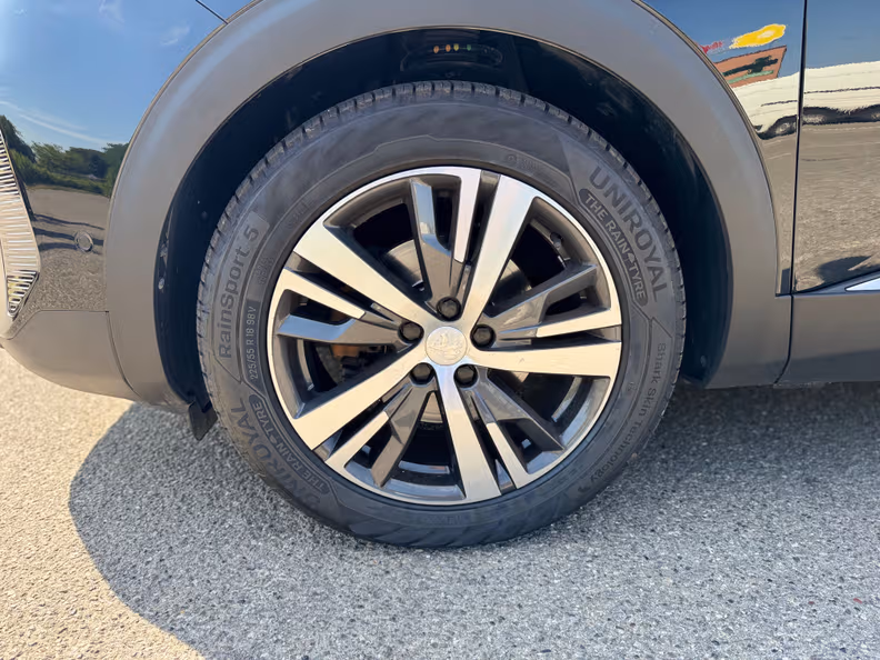 Peugeot 3008 - 11