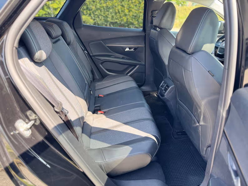 Peugeot 3008 - 24