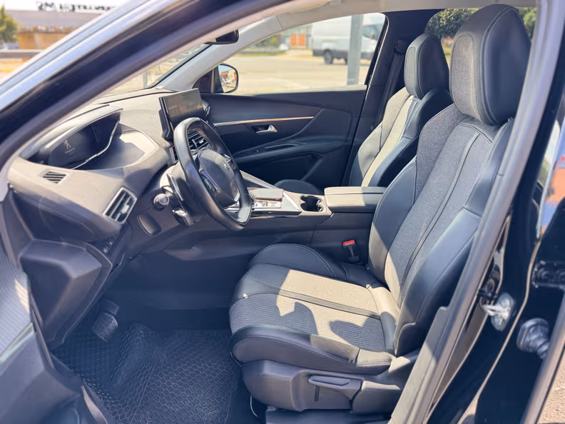 Peugeot 3008 - 14