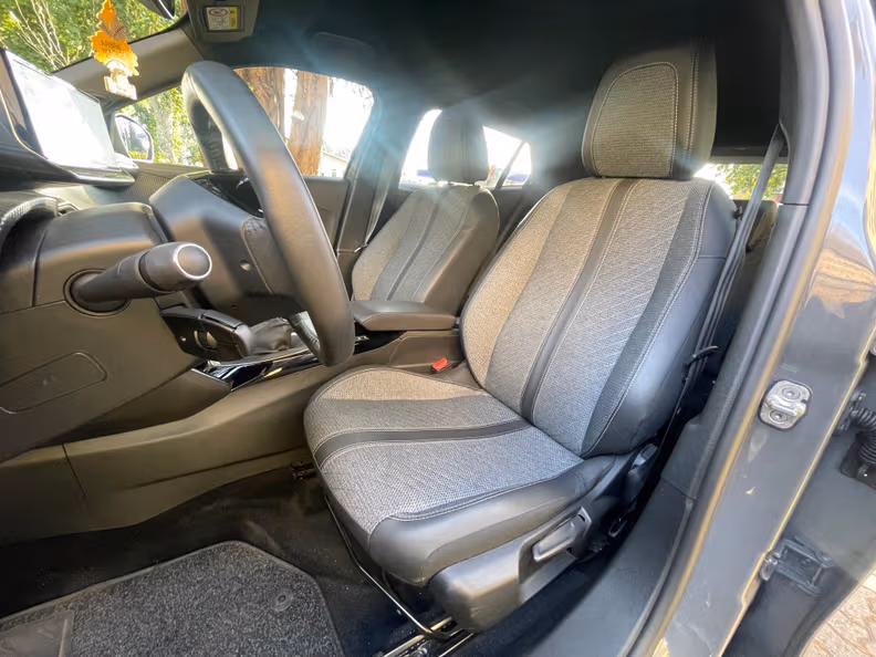 Peugeot 2008 - 18