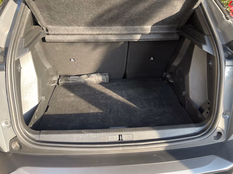 Peugeot 2008 - 11