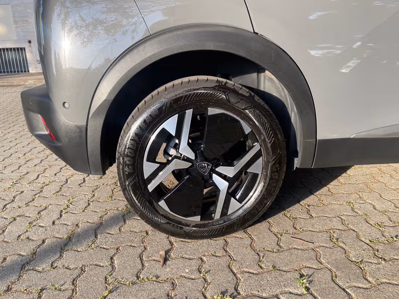 Peugeot 2008 - 47
