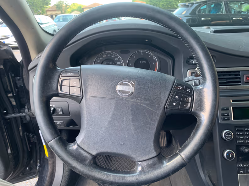 Volvo XC70 - 21