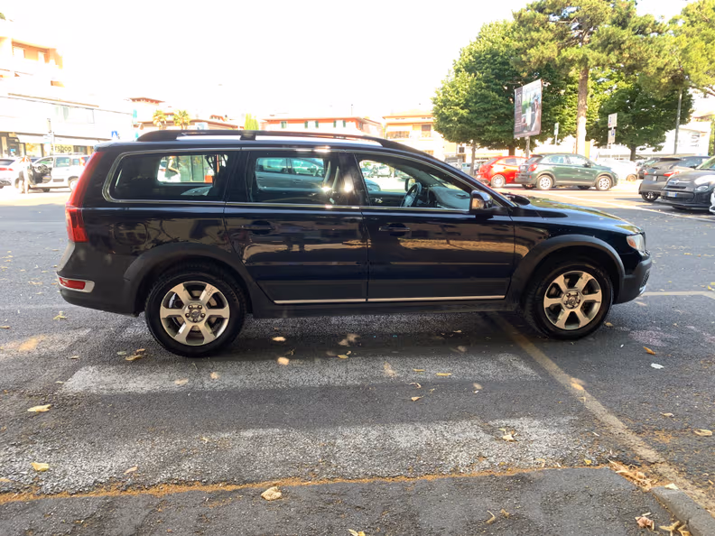 Volvo XC70 - 9