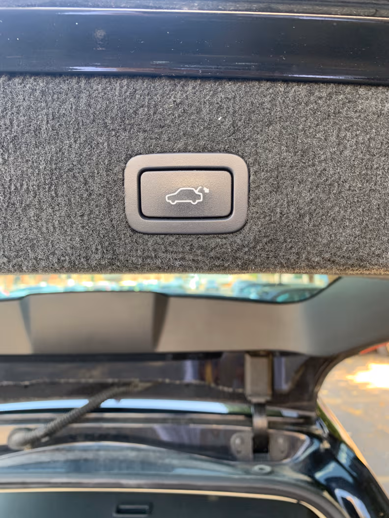 Volvo XC70 - 35