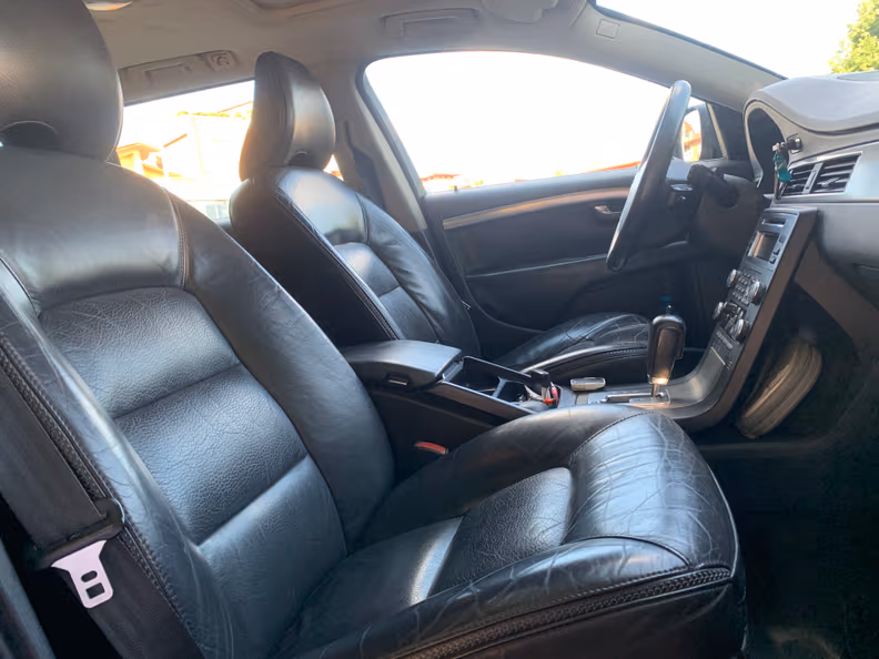 Volvo XC70 - 31