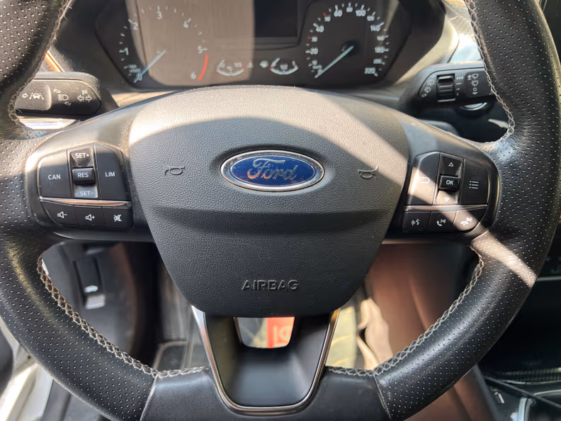 Ford Fiesta - 12