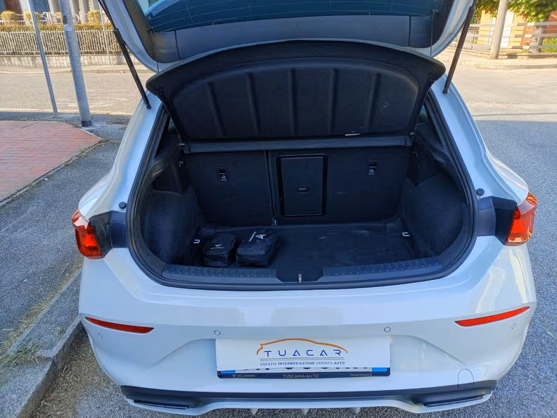 Cupra León - 10