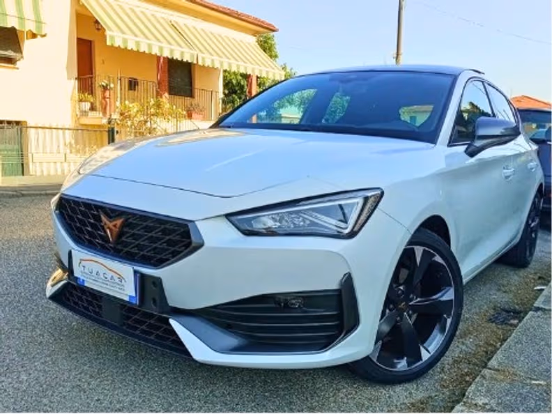 Cupra León