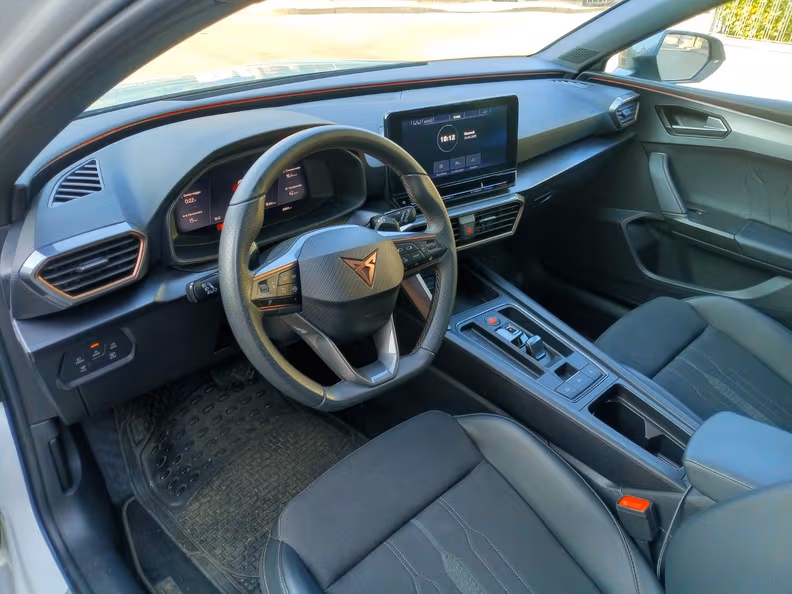 Cupra León - 17