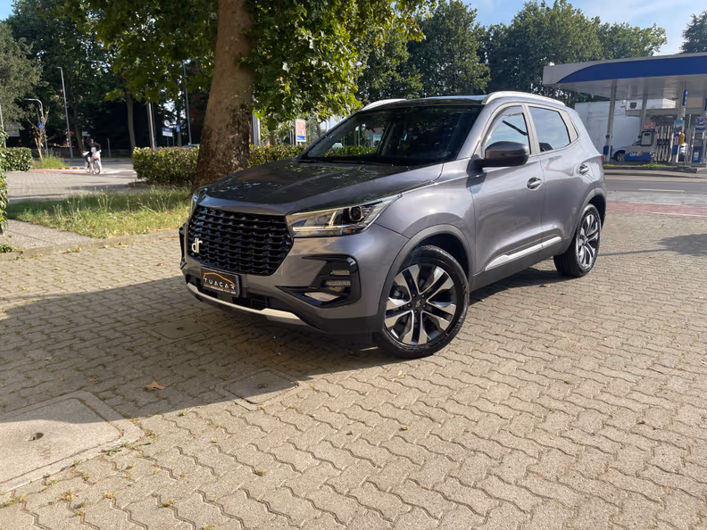 DR Automobiles DR5