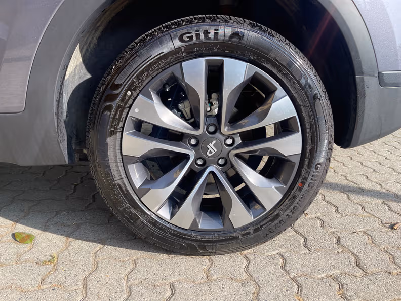 DR Automobiles DR5 - 11