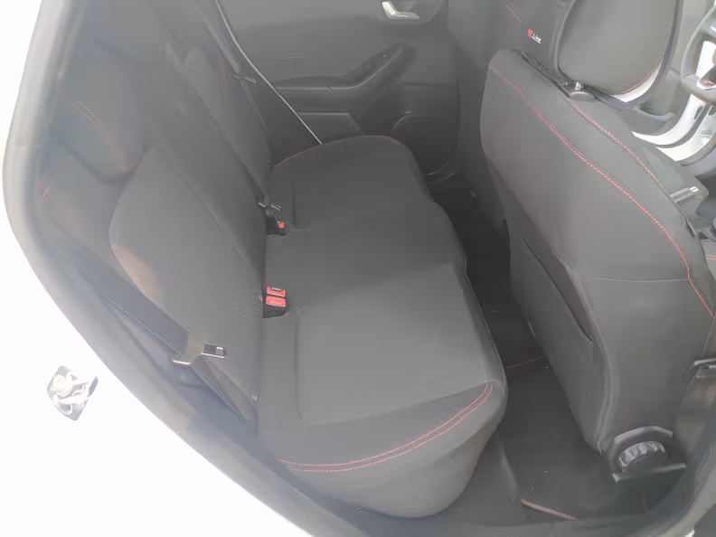 Ford Fiesta - 37