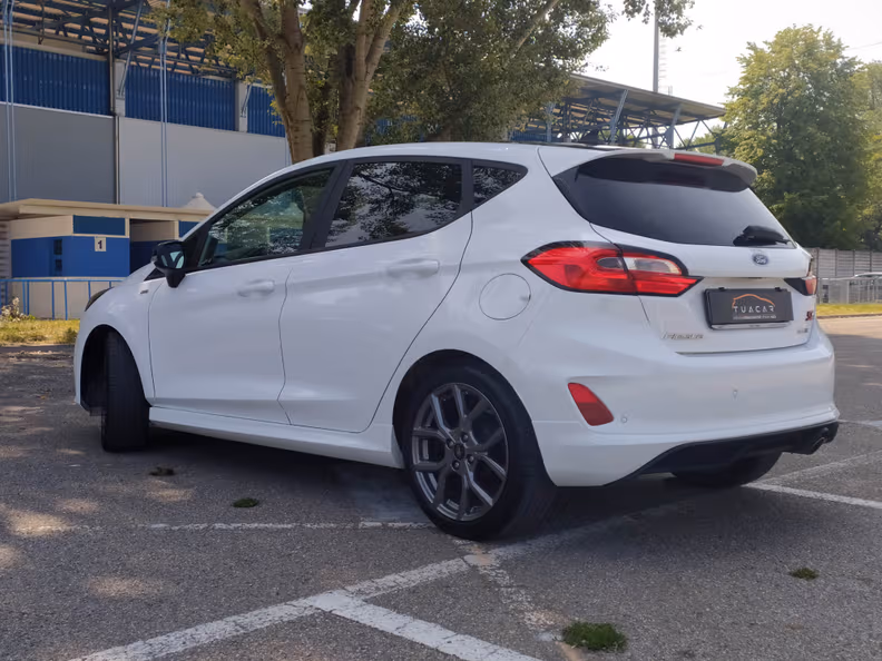 Ford Fiesta - 5