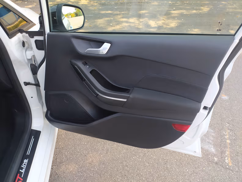 Ford Fiesta - 33