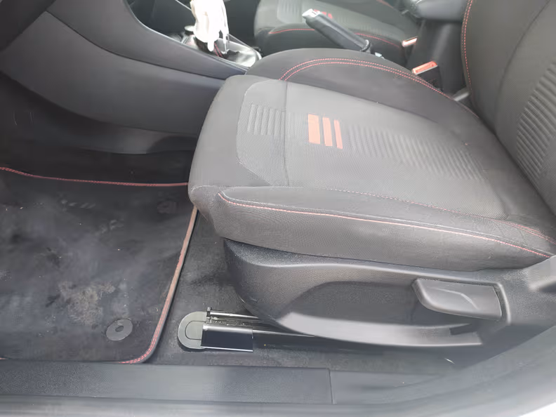 Ford Fiesta - 32