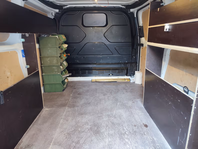 Ford Transit Custom - 14