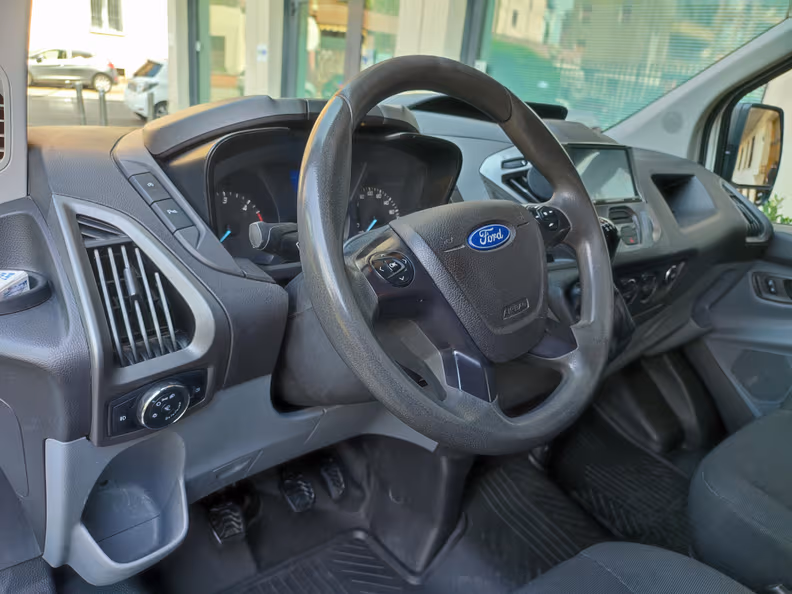 Ford Transit Custom - 9
