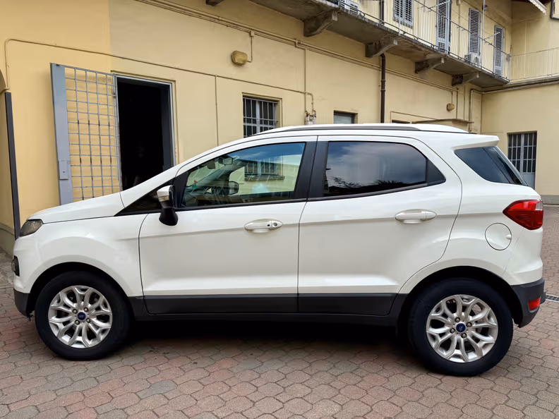 Ford EcoSport - 8
